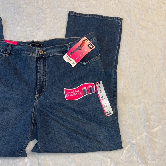 Lee Women's Dark Blue Straight Leg Jeans - Picture 3 of 8